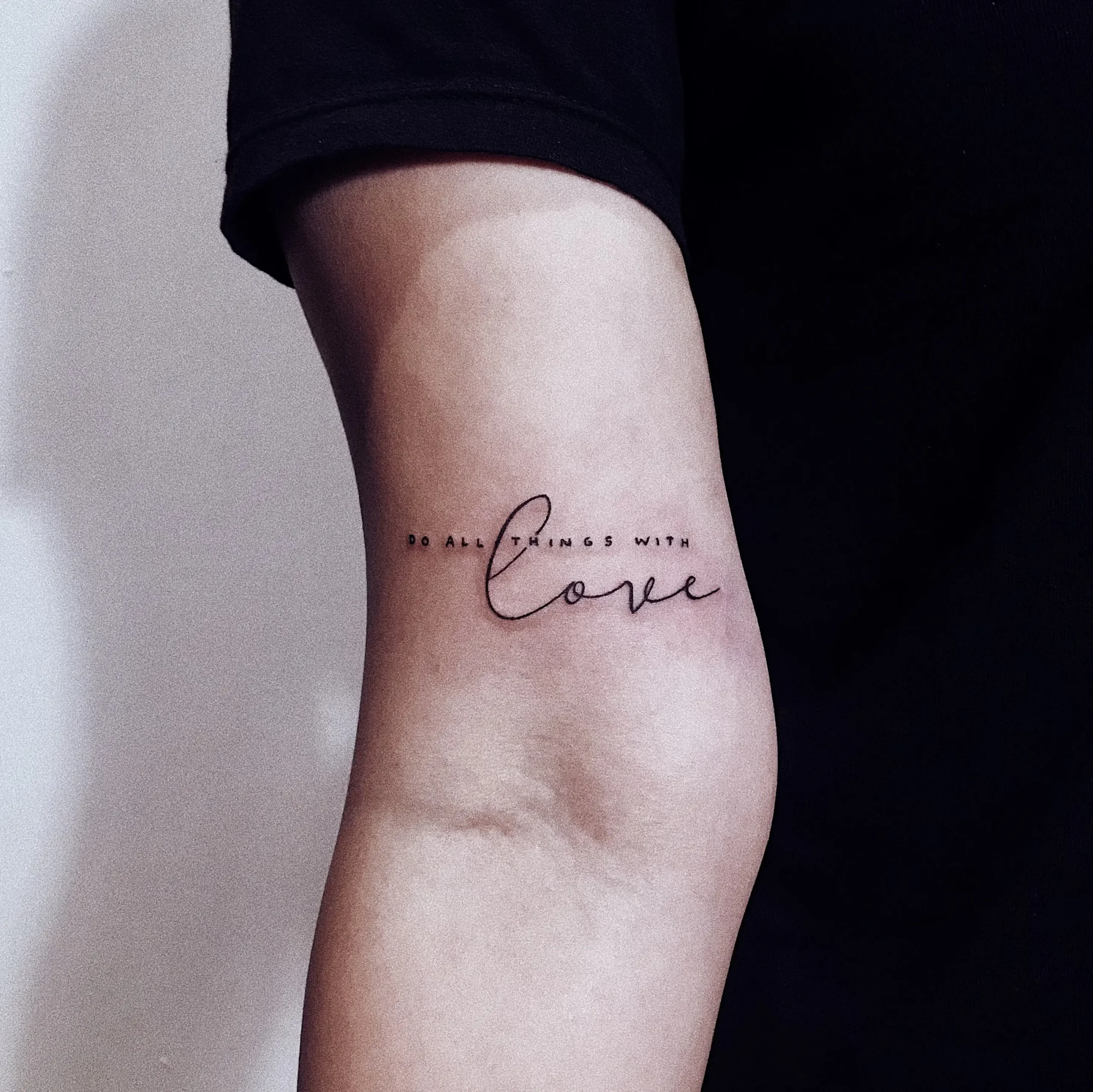 Client Name: Laura • Style: Fine Line Script